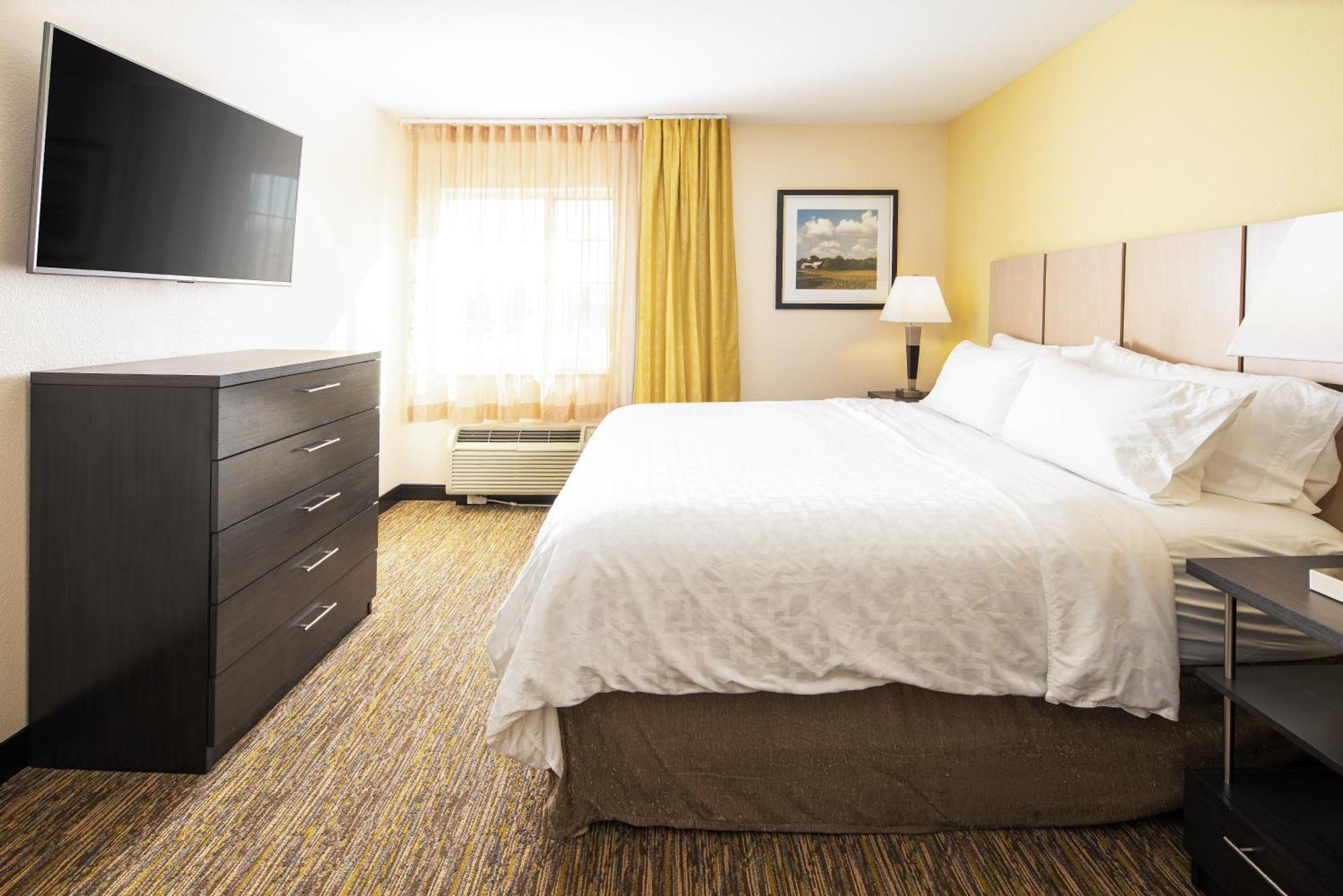 Candlewood Suites Белвью Экстерьер фото